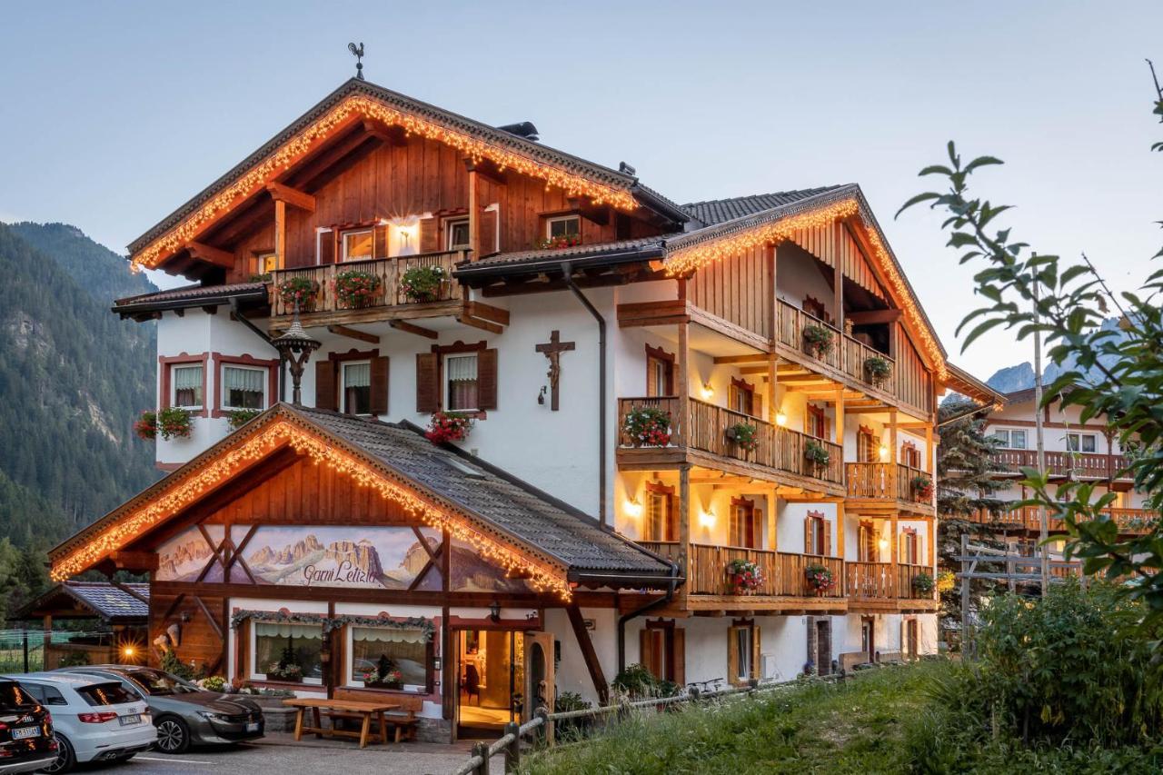 Garni Letizia Acomodação com café da manhã Campitello di Fassa Exterior foto